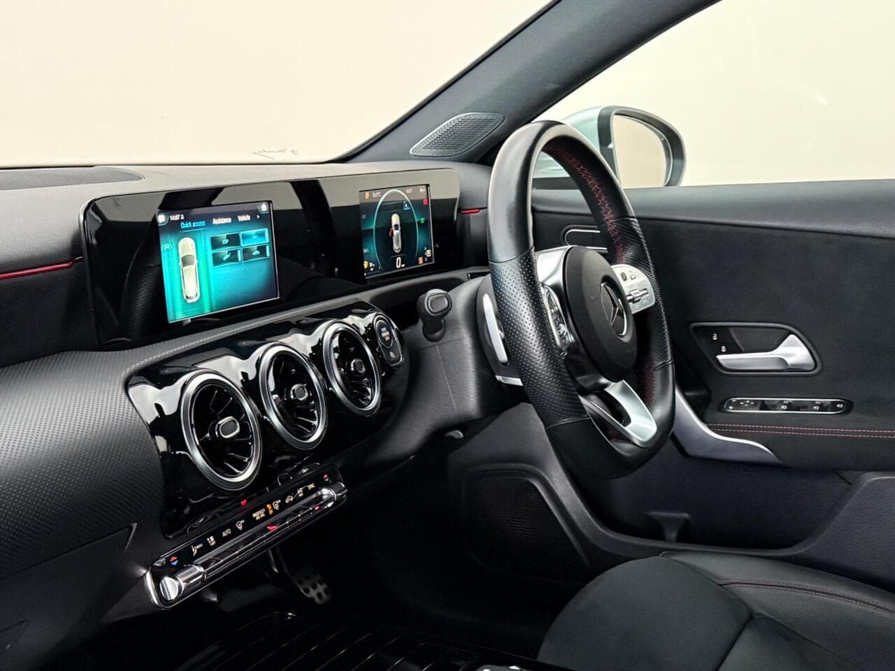 Mercedes-Benz A Class thumbnail Interior Front