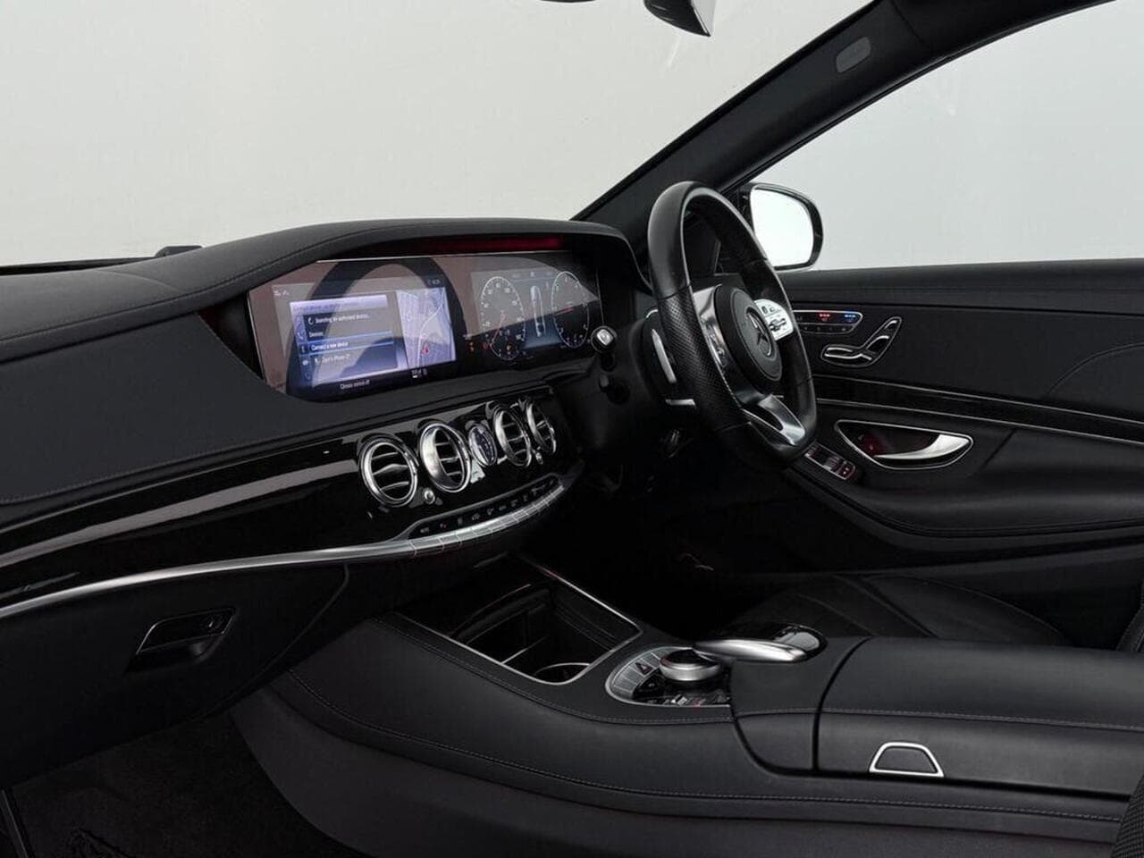 Mercedes-Benz S Class thumbnail Interior Front