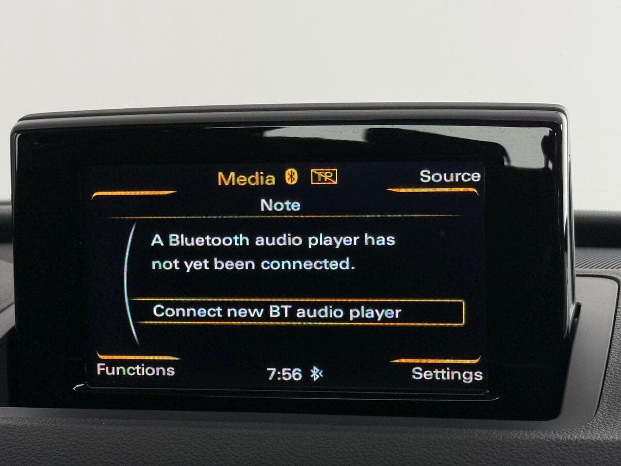 Audi Q3 thumbnail Infotainment System