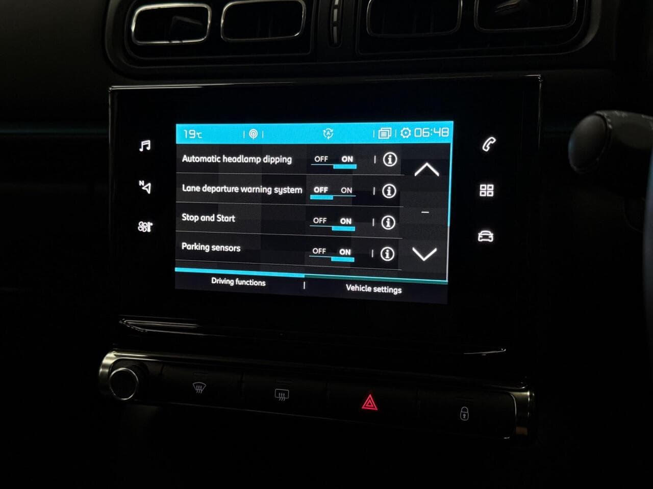 Citroen C3 thumbnail Infotainment System