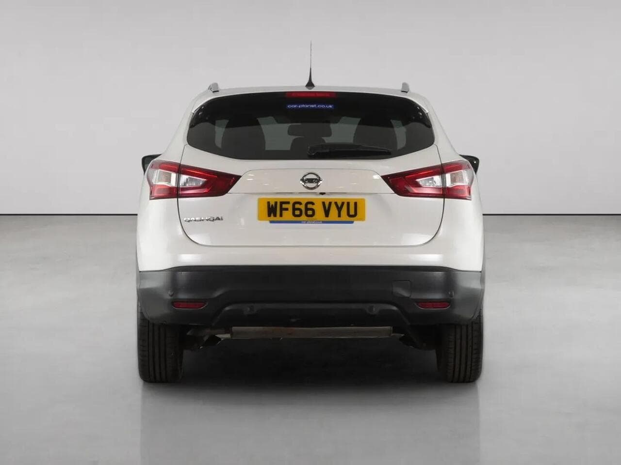 Nissan Qashqai thumbnail Rear
