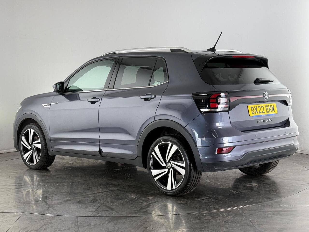 Volkswagen T-Cross thumbnail Rear Left