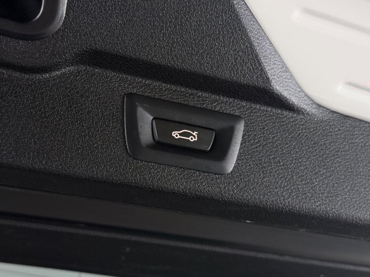 BMW X5 thumbnail Misc Controls