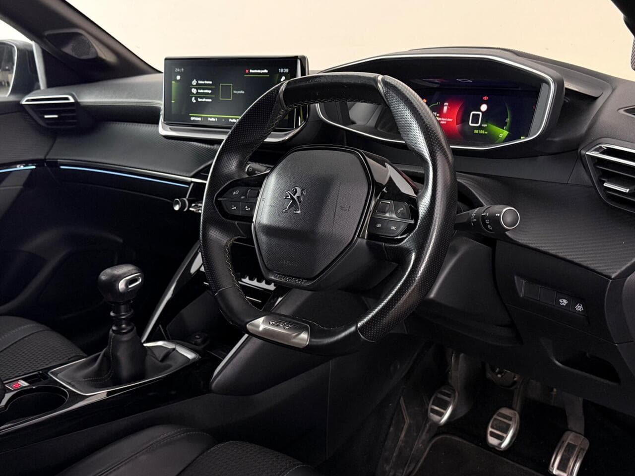 Peugeot 208 thumbnail Interior Front