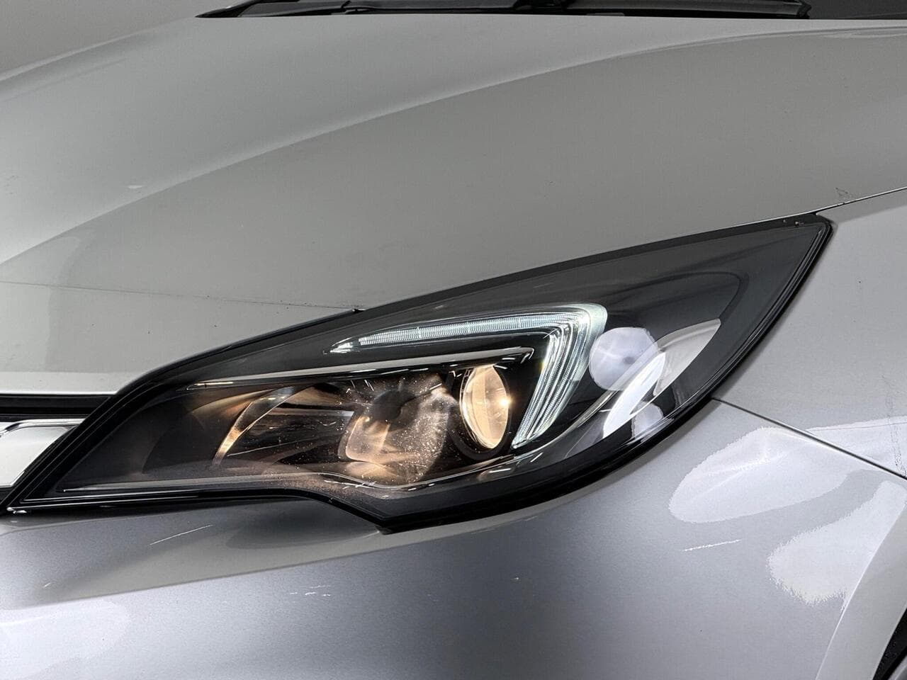 Vauxhall Astra thumbnail Lights Front