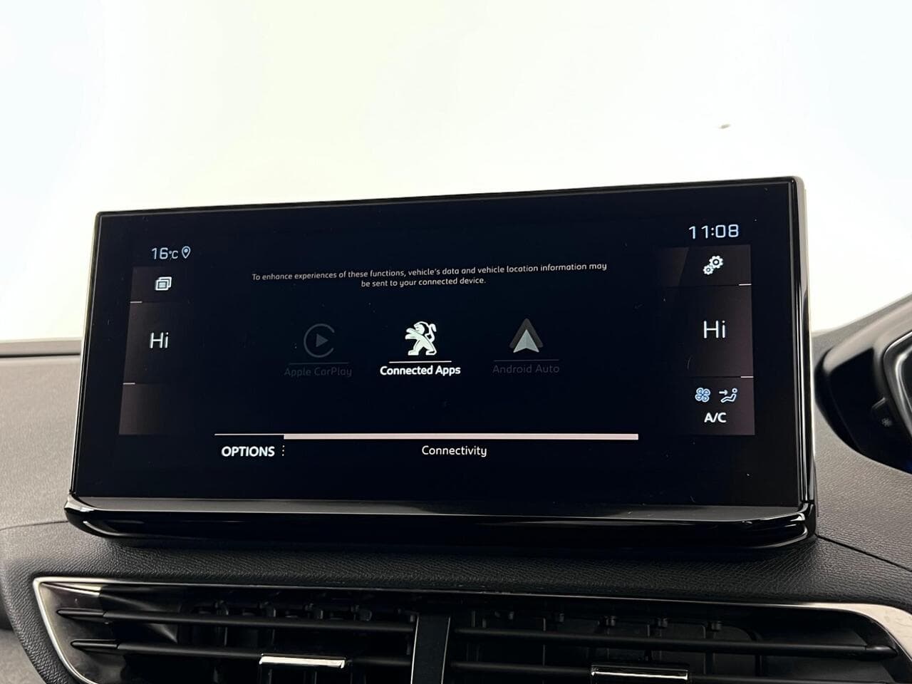 Peugeot 3008 thumbnail Infotainment System