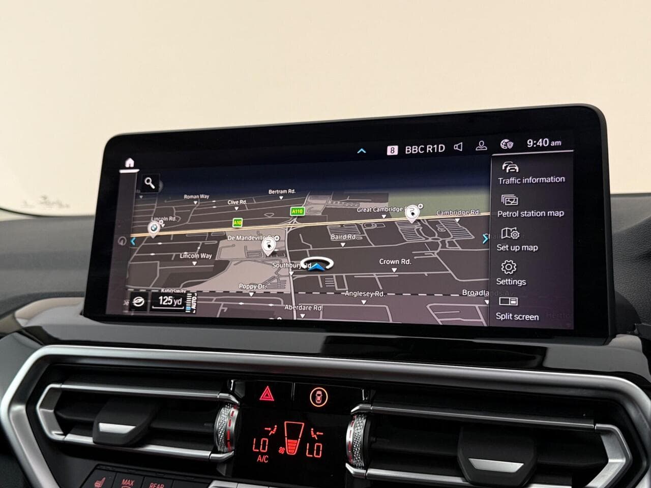 BMW X3 thumbnail Infotainment System
