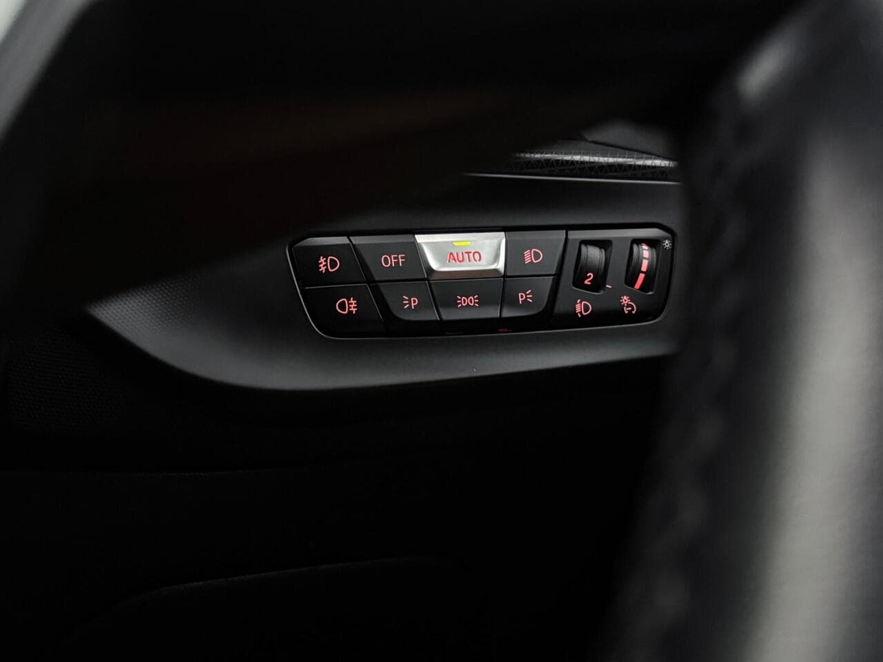 BMW 1 Series thumbnail Misc Controls