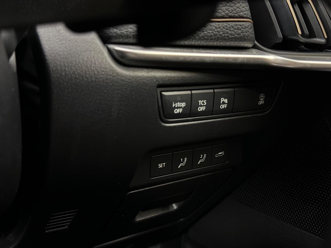 Mazda CX-60 thumbnail Misc Controls