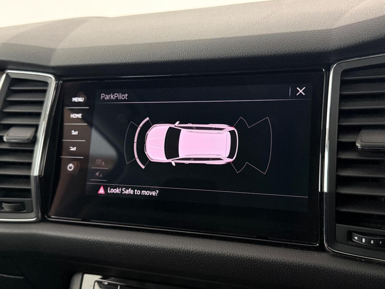 Skoda Kodiaq thumbnail Infotainment System