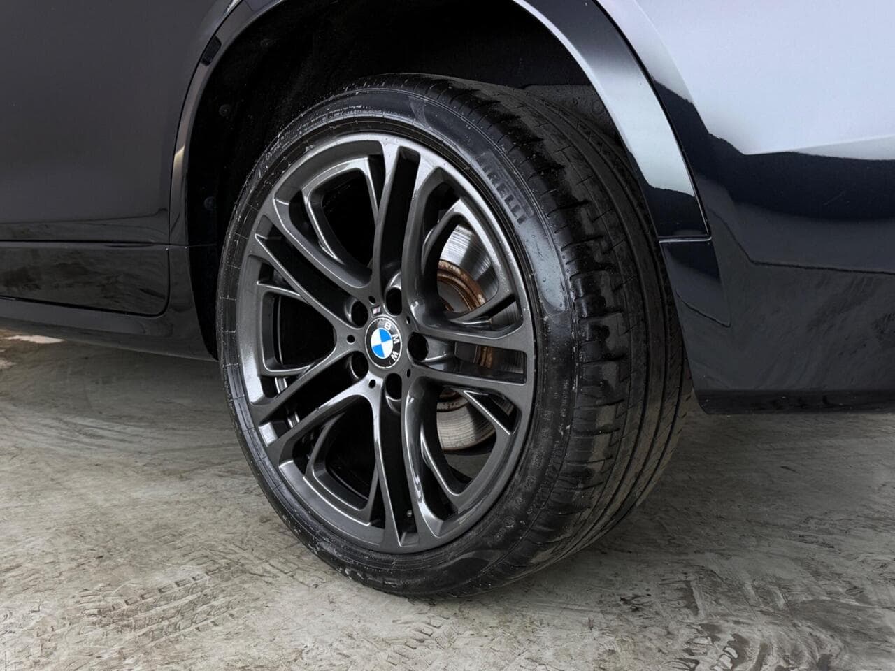 BMW X4 thumbnail Wheel
