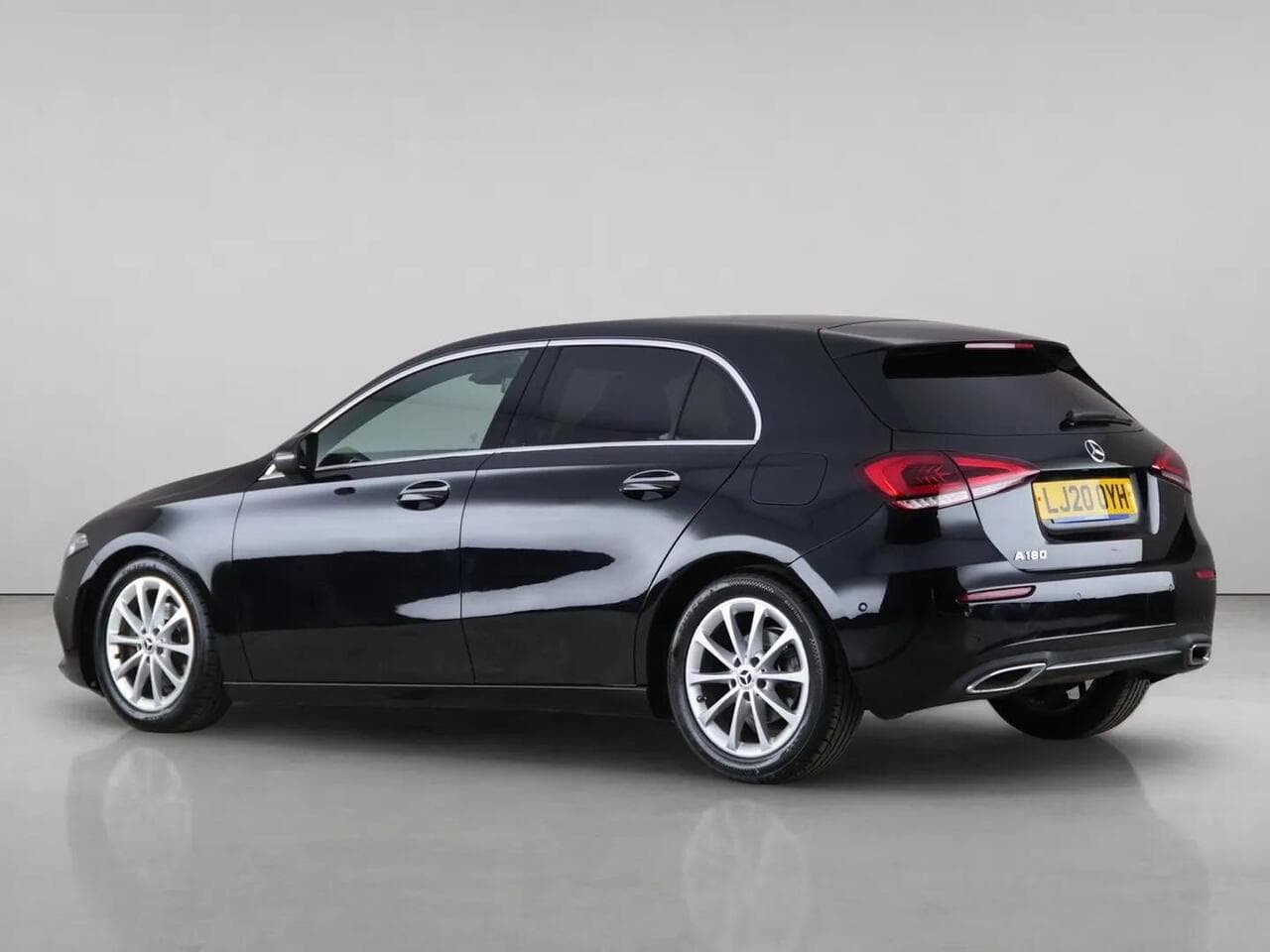 Mercedes-Benz A Class thumbnail Side Left
