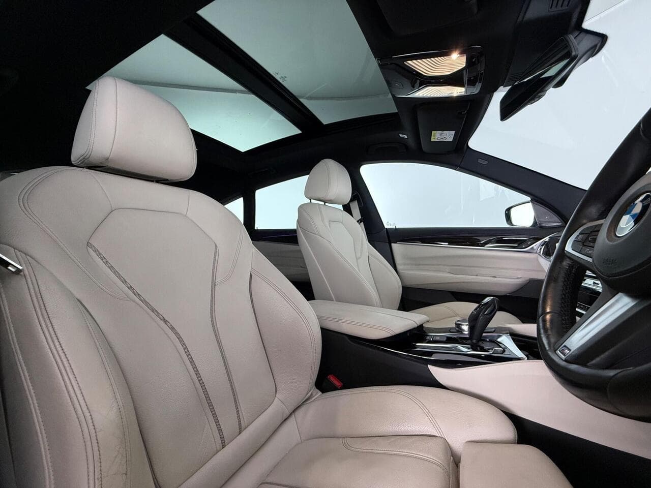 BMW 6 Series Gran Turismo thumbnail Seat Driver