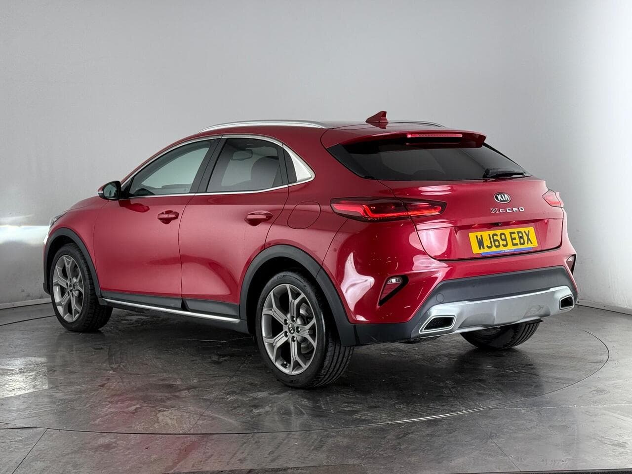 Kia XCeed thumbnail Rear Left