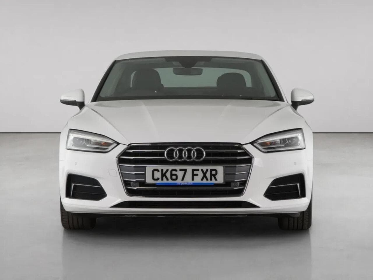 Audi A5 thumbnail Front