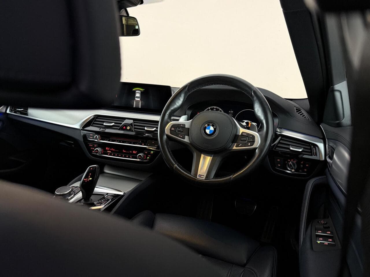 BMW 5 Series thumbnail Inconclusive