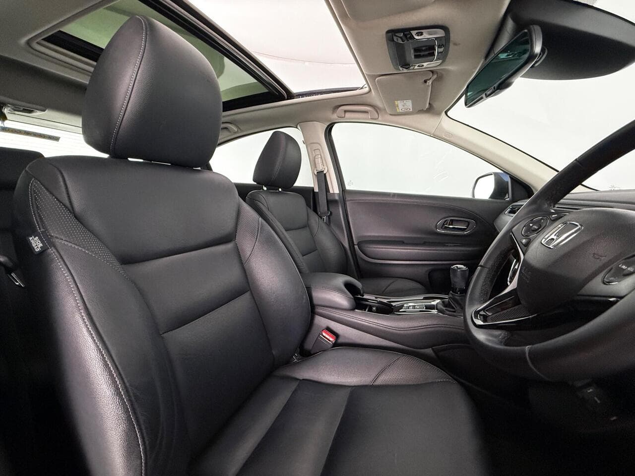 Honda HR-V thumbnail Seat Driver