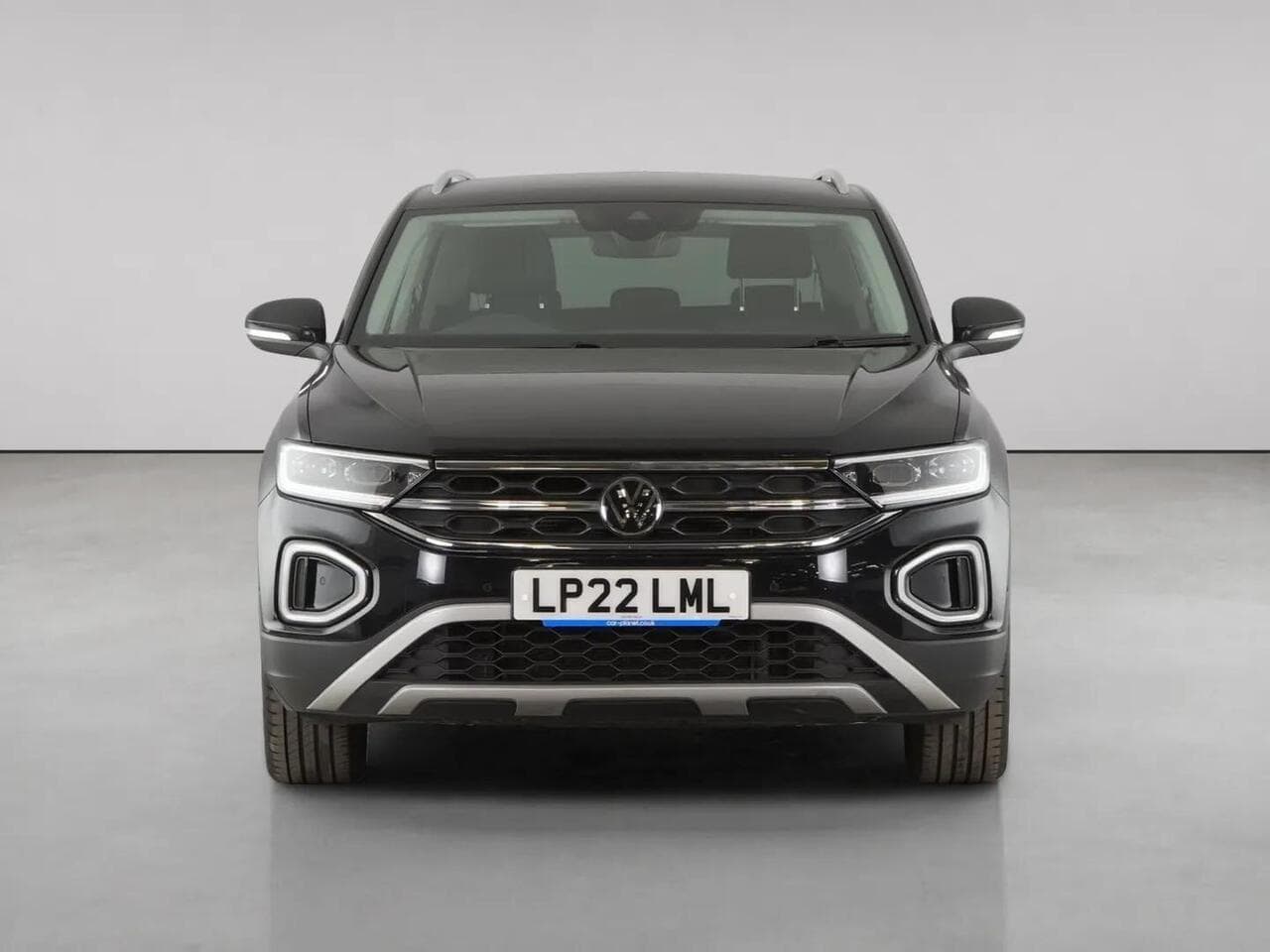 Volkswagen T-Roc thumbnail Front
