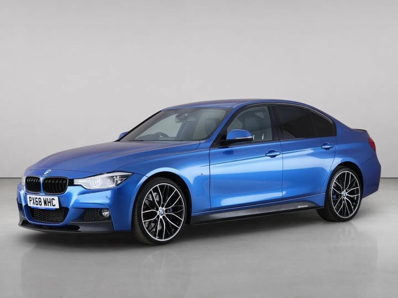 BMW 3 Series thumbnail Front Left