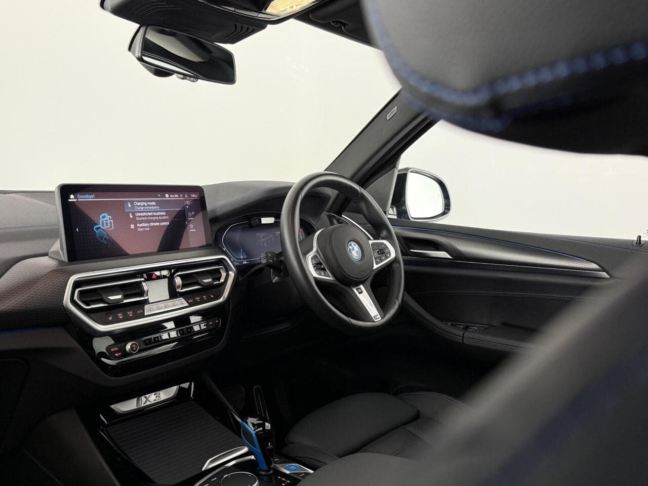 BMW iX3 thumbnail Interior Front