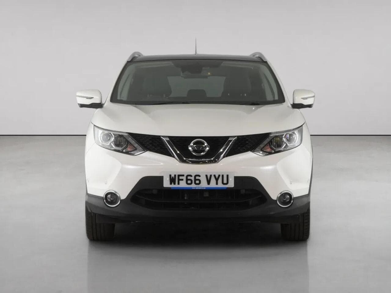 Nissan Qashqai thumbnail Front
