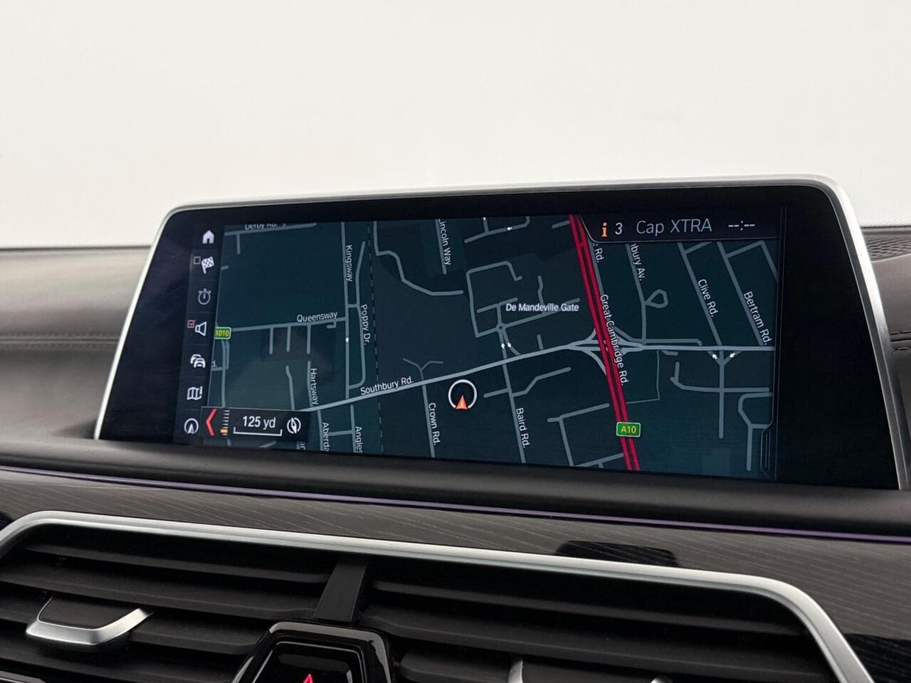BMW 7 Series thumbnail Infotainment System