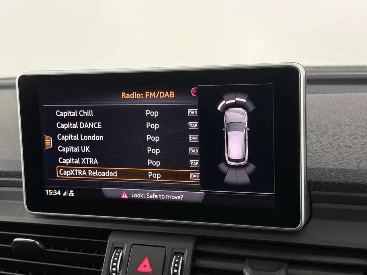 Audi Q5 thumbnail Infotainment System