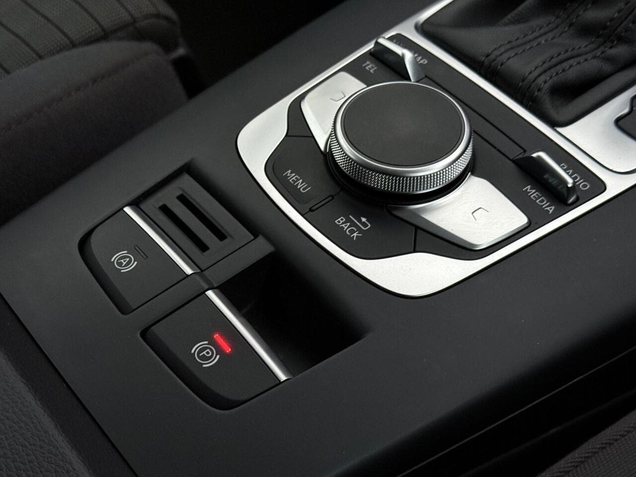 Audi A3 thumbnail Misc Controls