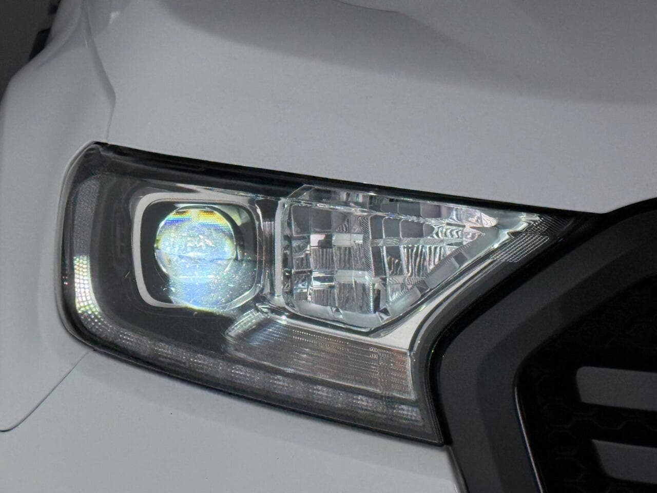 Ford Ranger thumbnail Lights Front