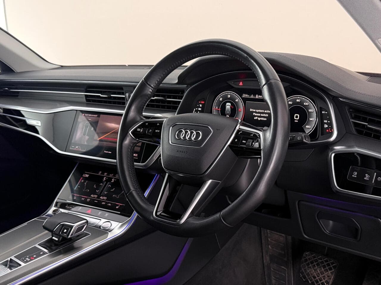 Audi A6 Avant thumbnail Interior Front