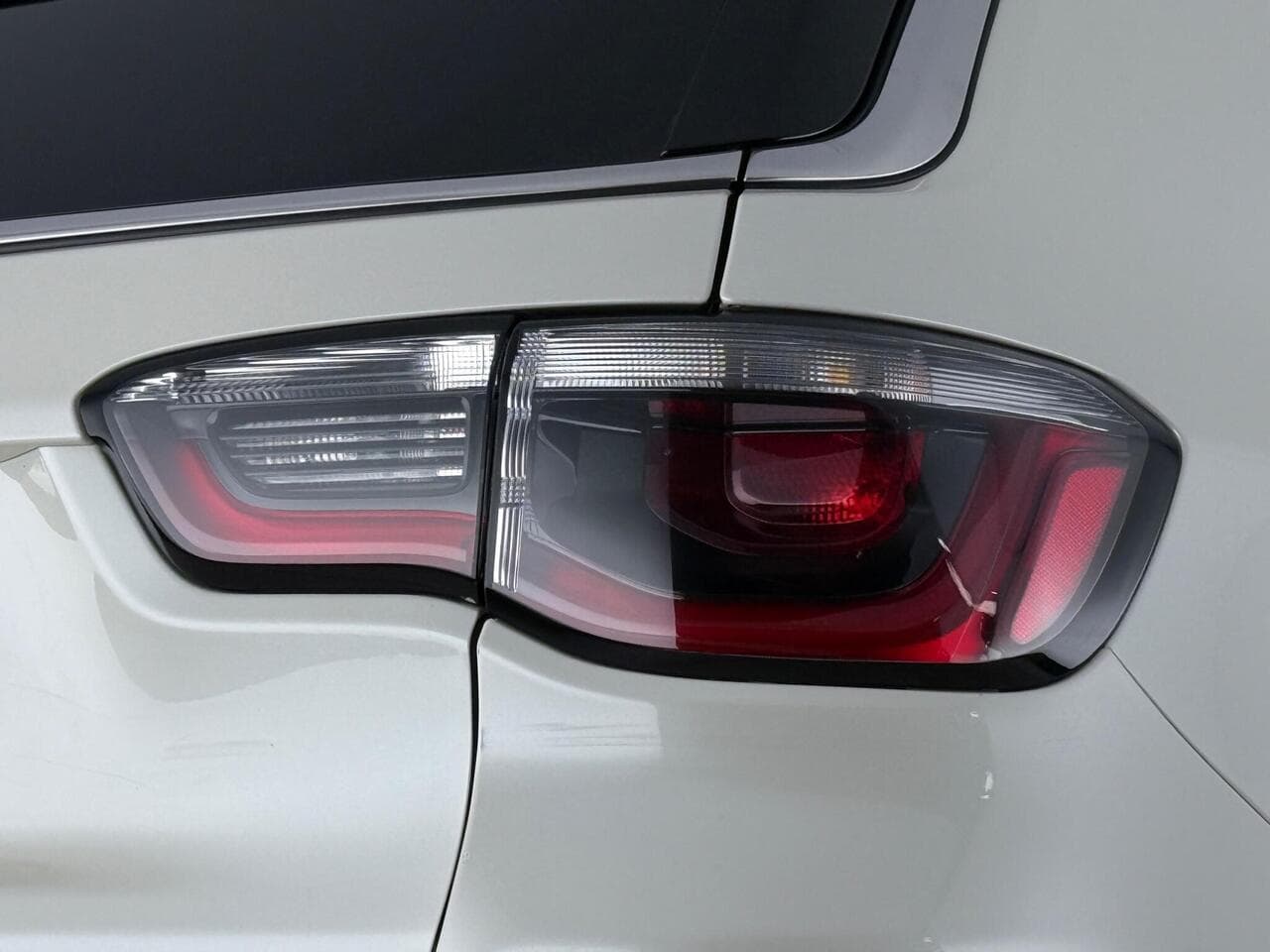 Jeep Compass thumbnail Lights Rear