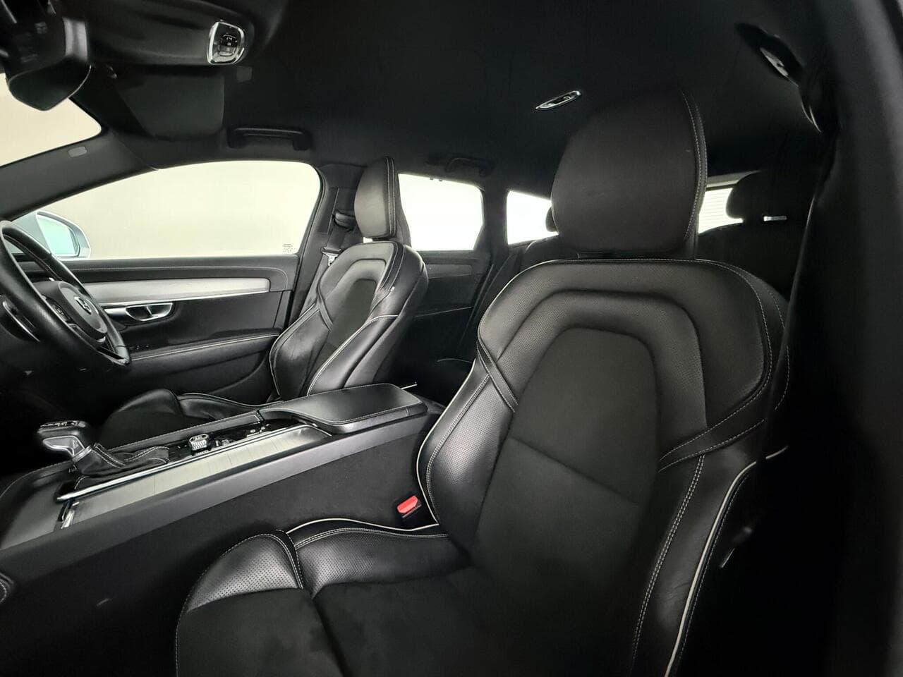 Volvo V90 thumbnail Seat Front Passenger