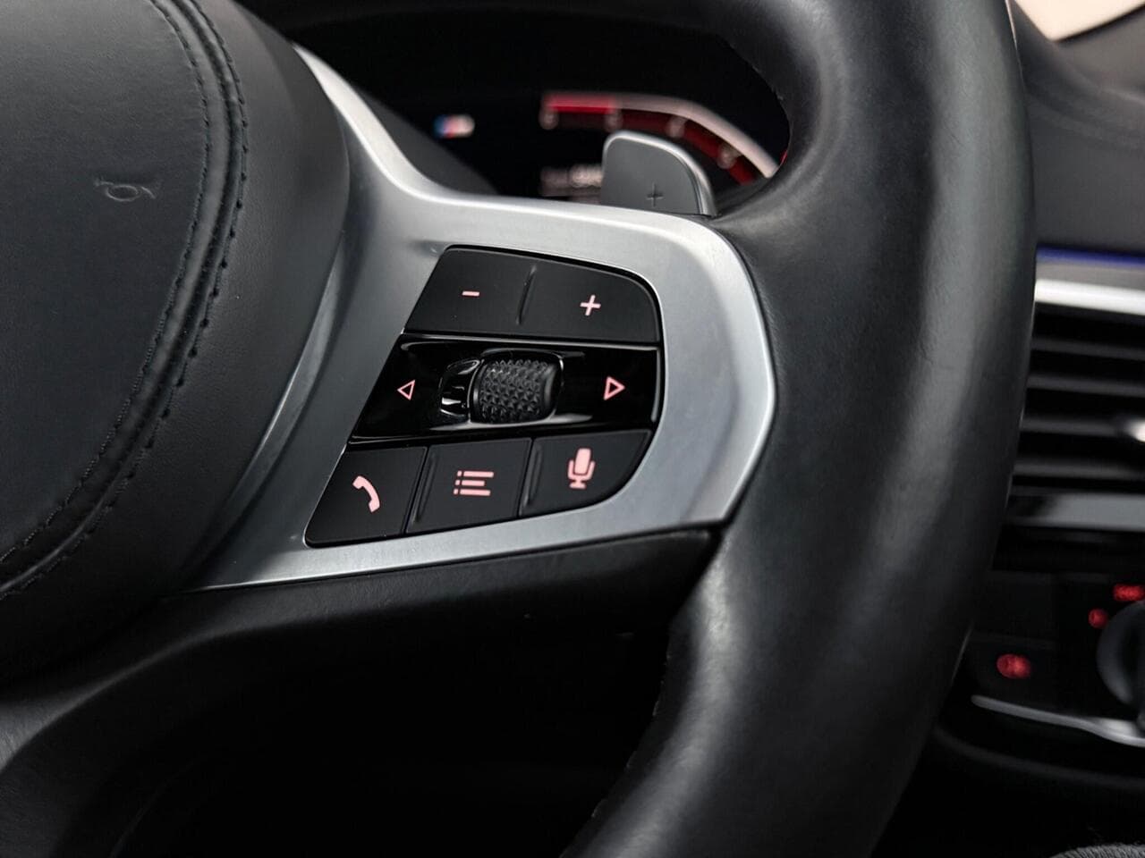 BMW 5 Series thumbnail Misc Controls