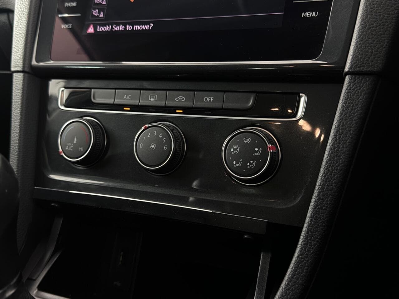 Volkswagen Golf thumbnail Inconclusive