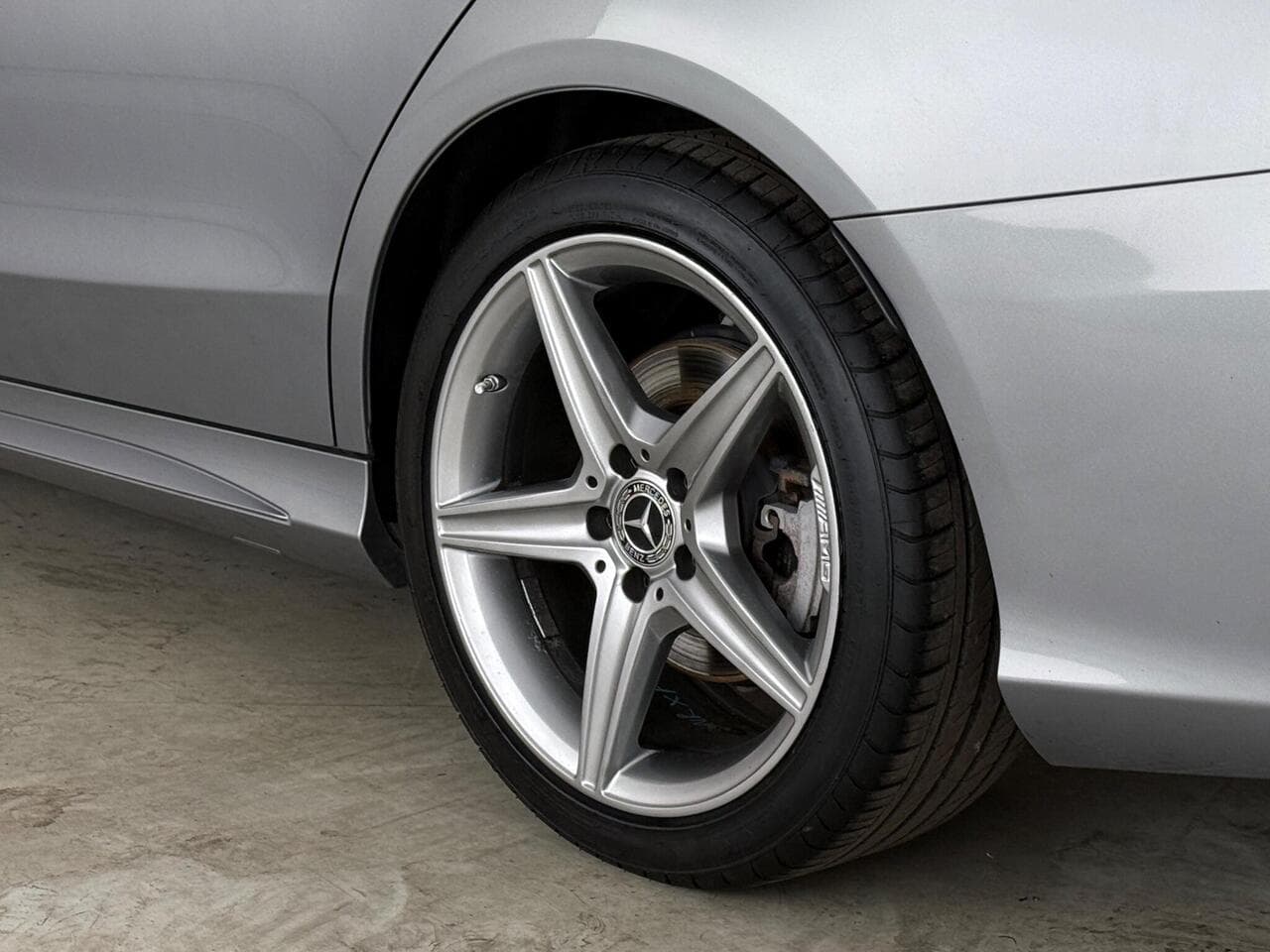 Mercedes-Benz C Class thumbnail Wheel