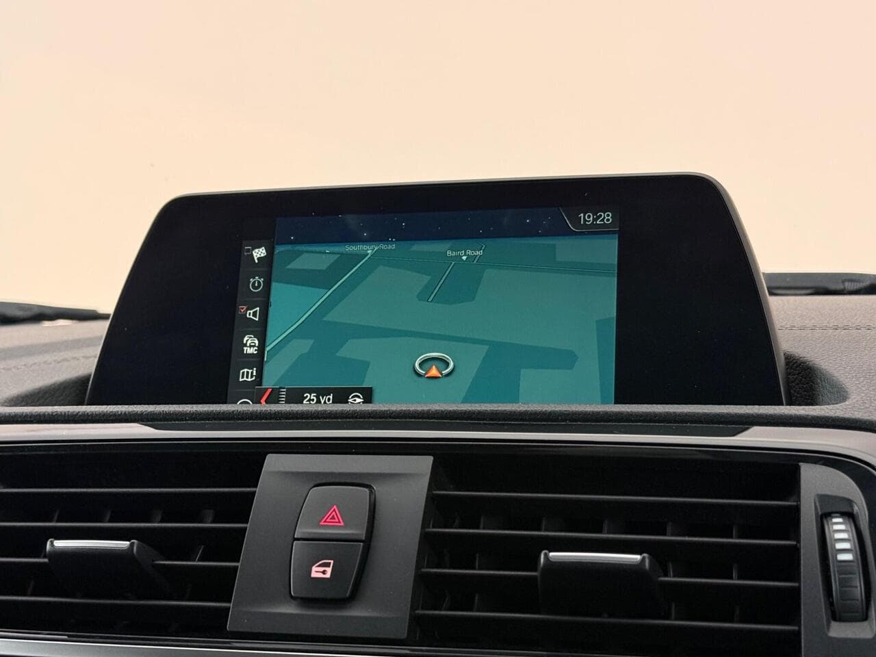 BMW 1 Series thumbnail Infotainment System