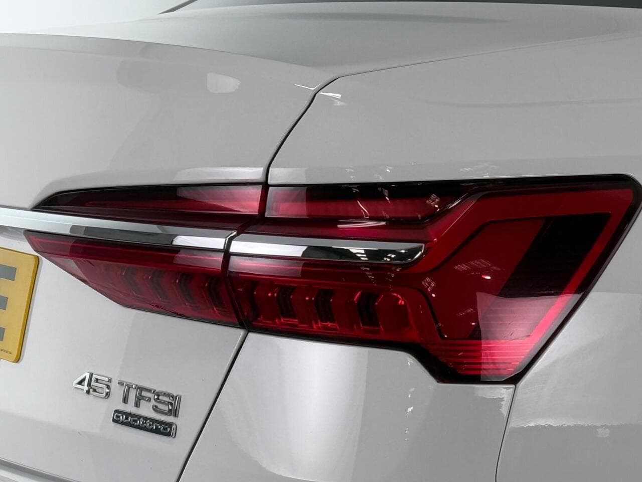 Audi A6 Saloon thumbnail Lights Rear