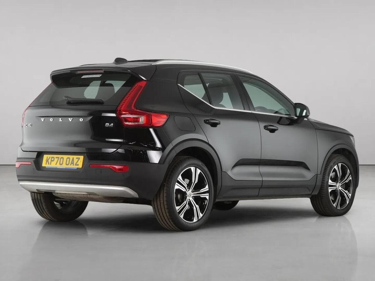 Volvo XC40 thumbnail Rear Right