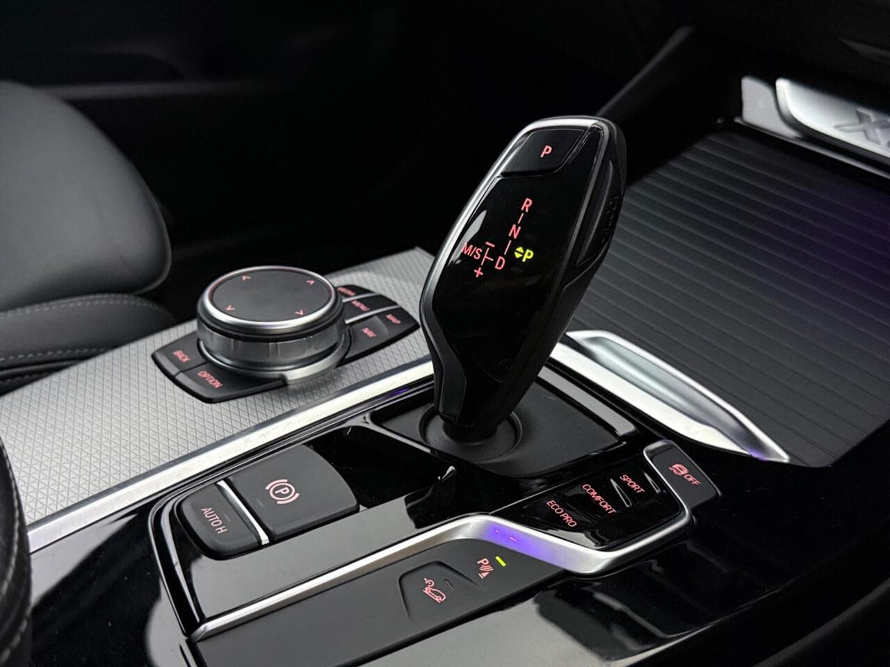 BMW X3 thumbnail Interior Front