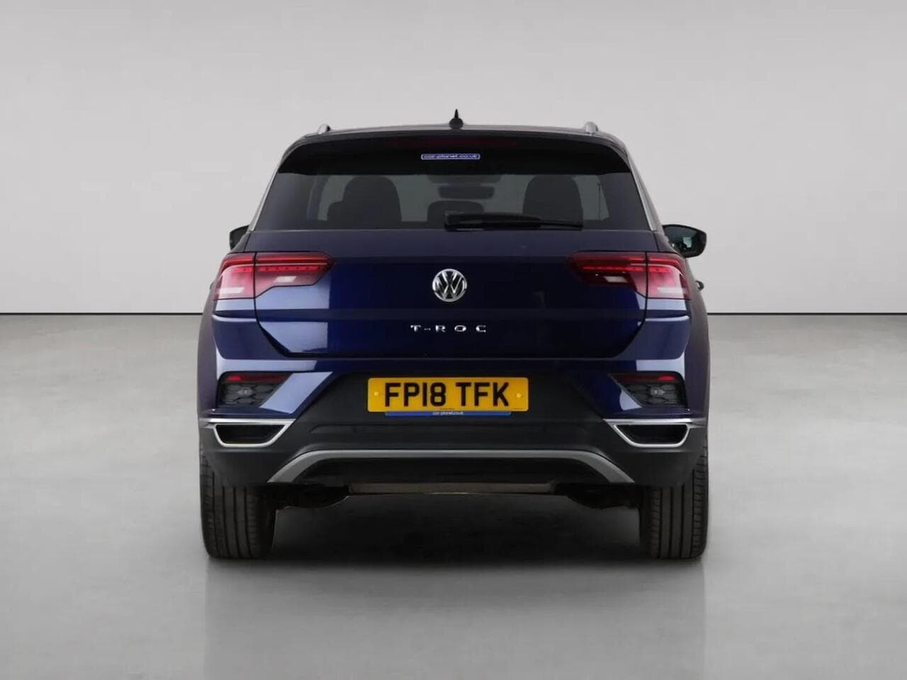 Volkswagen T-Roc thumbnail Rear