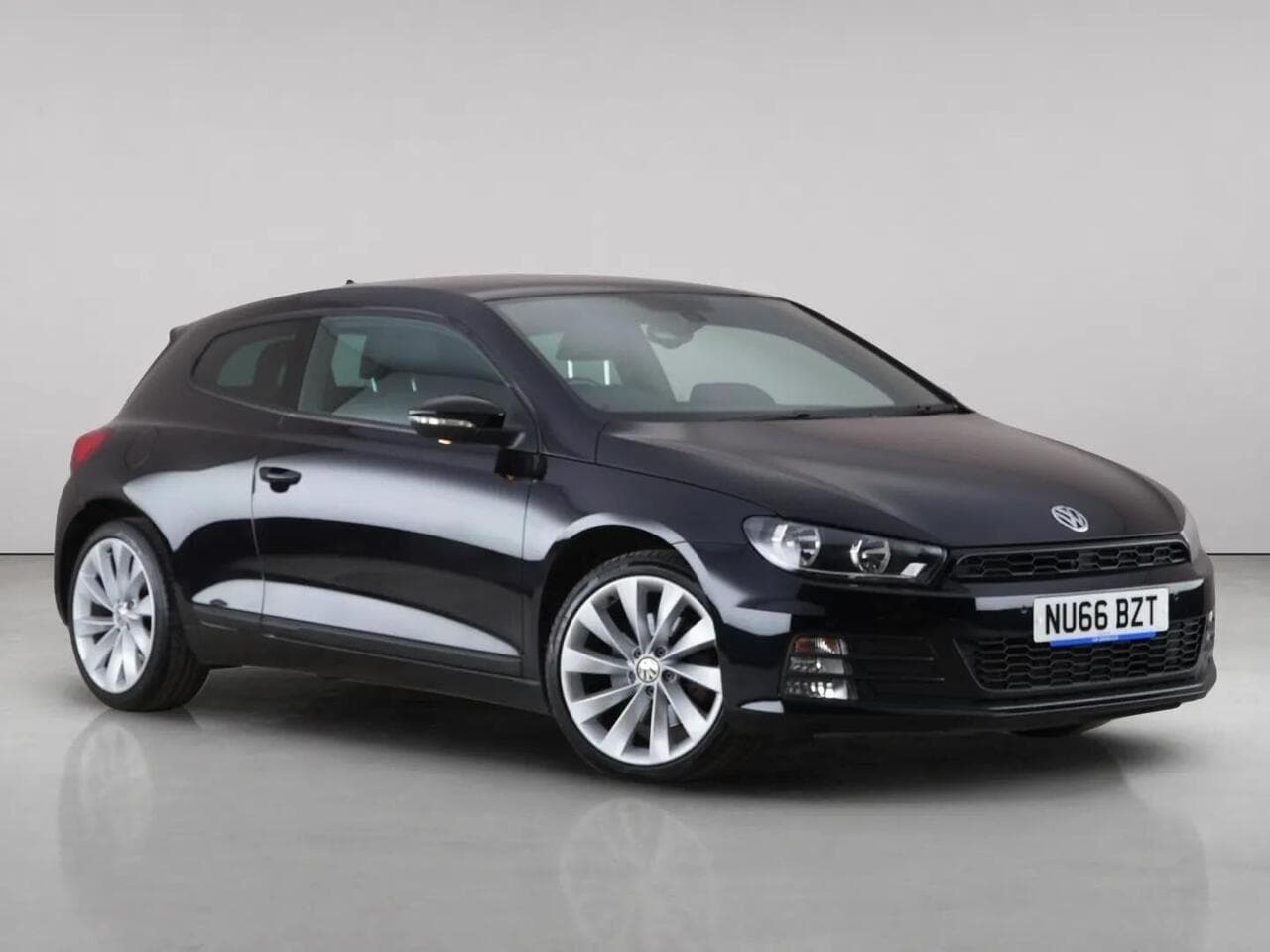 Volkswagen Scirocco - Volkswagen Scirocco 2.0 TSI BlueMotion Tech GT Euro 6 (s/s) 3dr