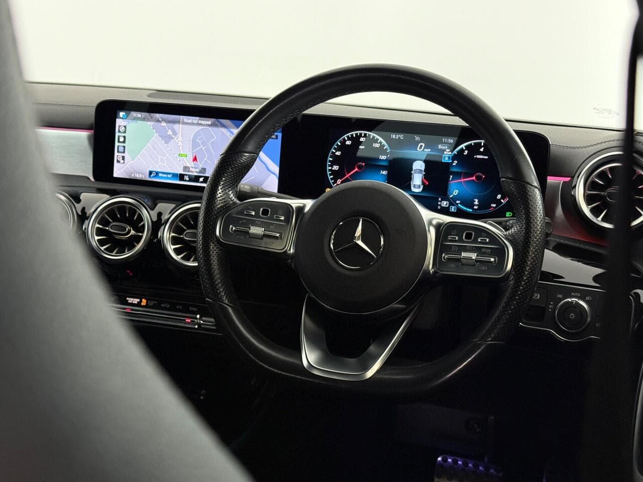 Mercedes-Benz CLA thumbnail Steering Wheel