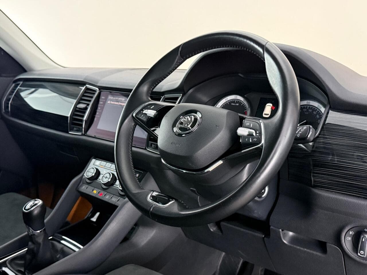Skoda Kodiaq thumbnail Steering Wheel