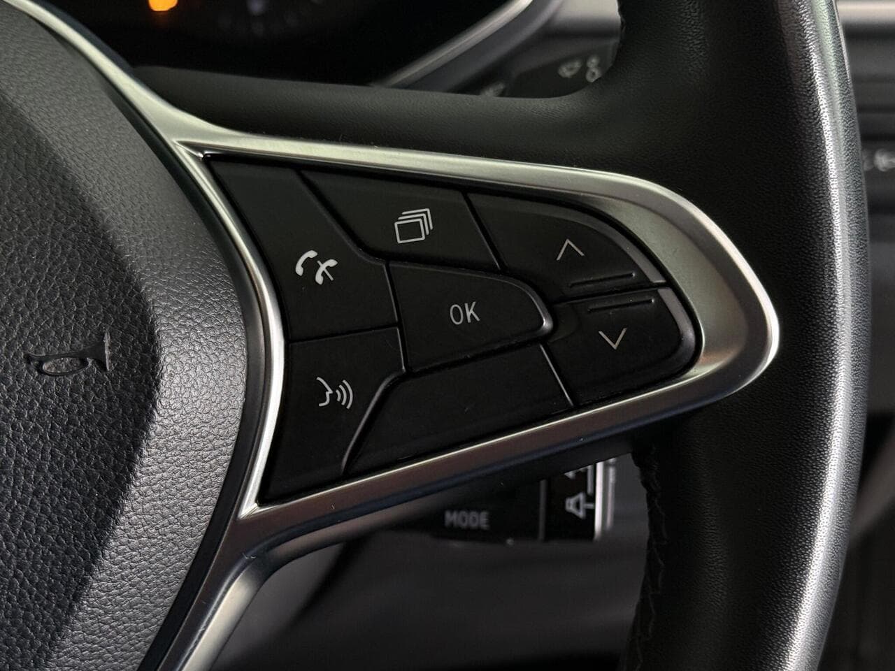 Renault Captur thumbnail Misc Controls
