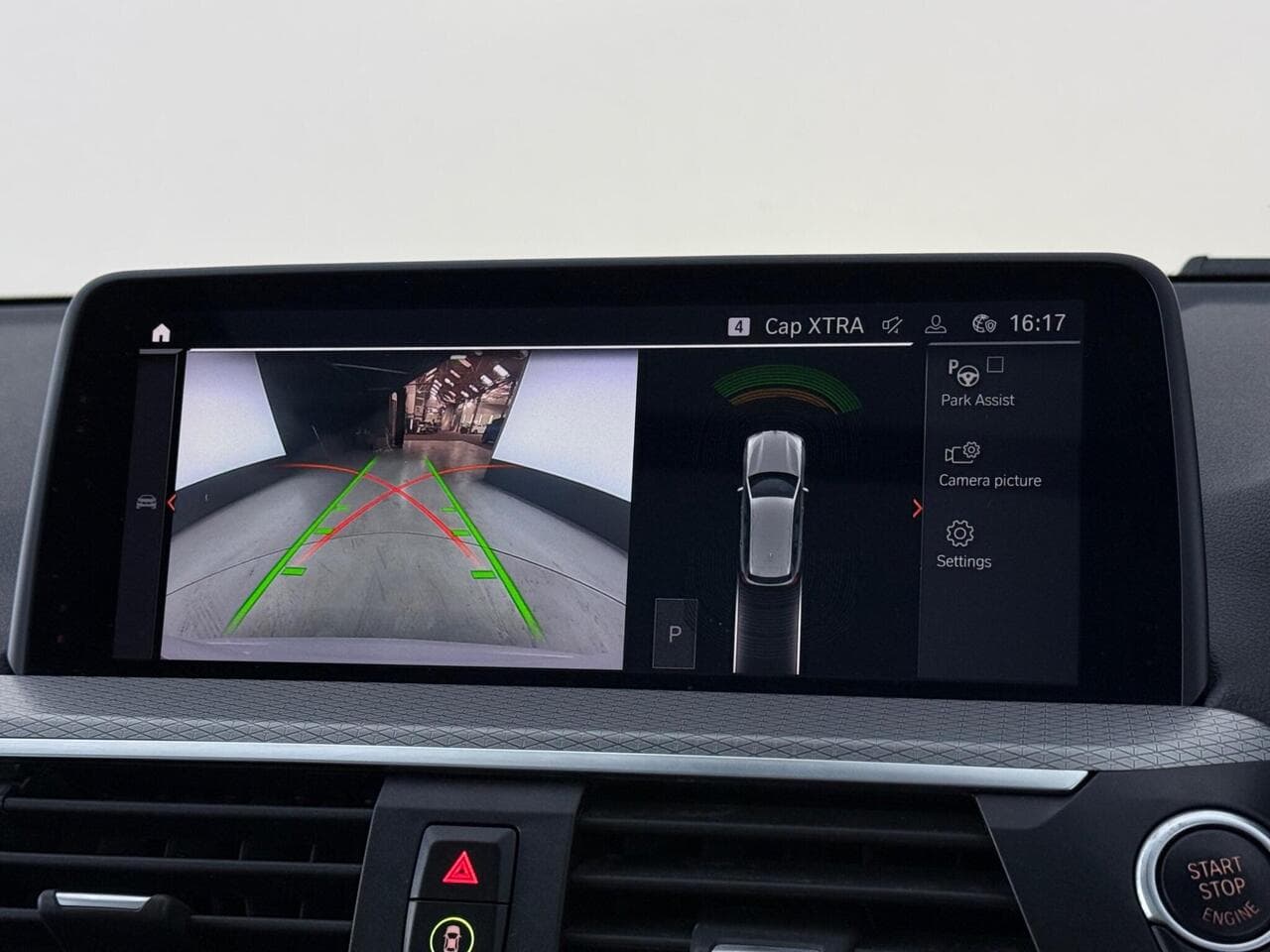 BMW X3 thumbnail Infotainment System