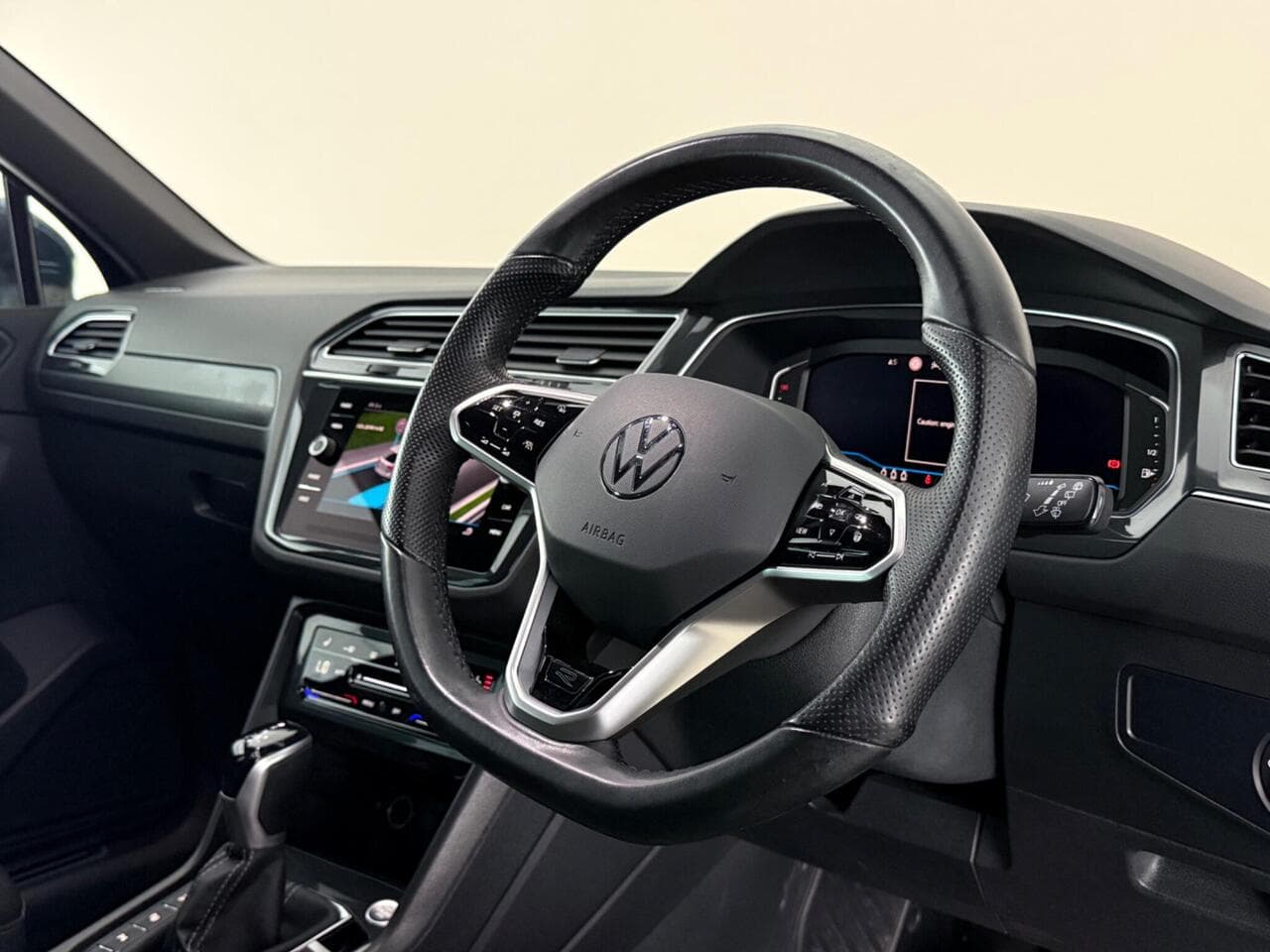 Volkswagen Tiguan thumbnail Inconclusive