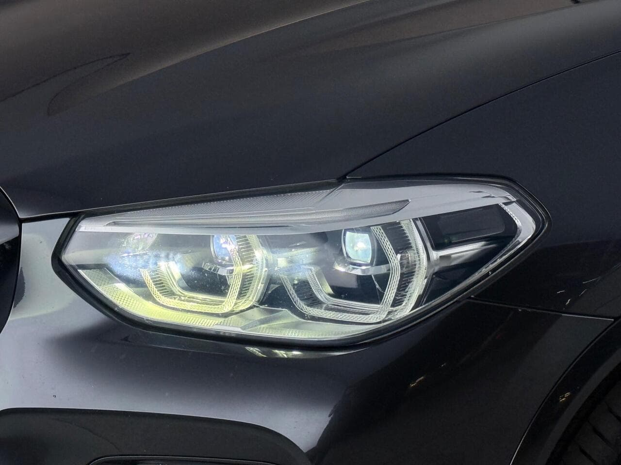 BMW X3 thumbnail Lights Front