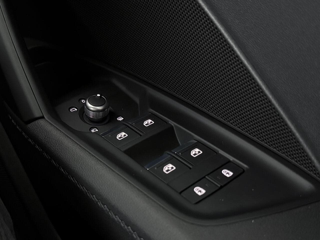 Audi A3 thumbnail Misc Controls