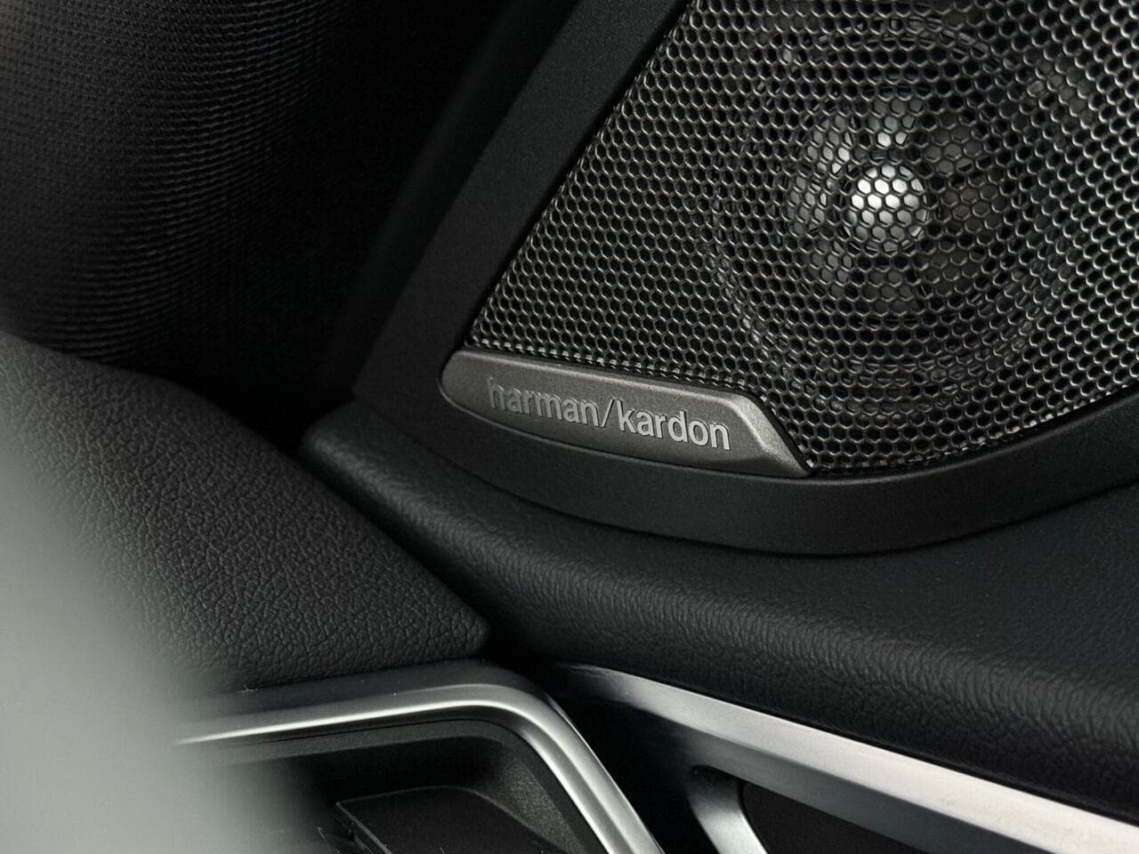 BMW i4 thumbnail Inconclusive
