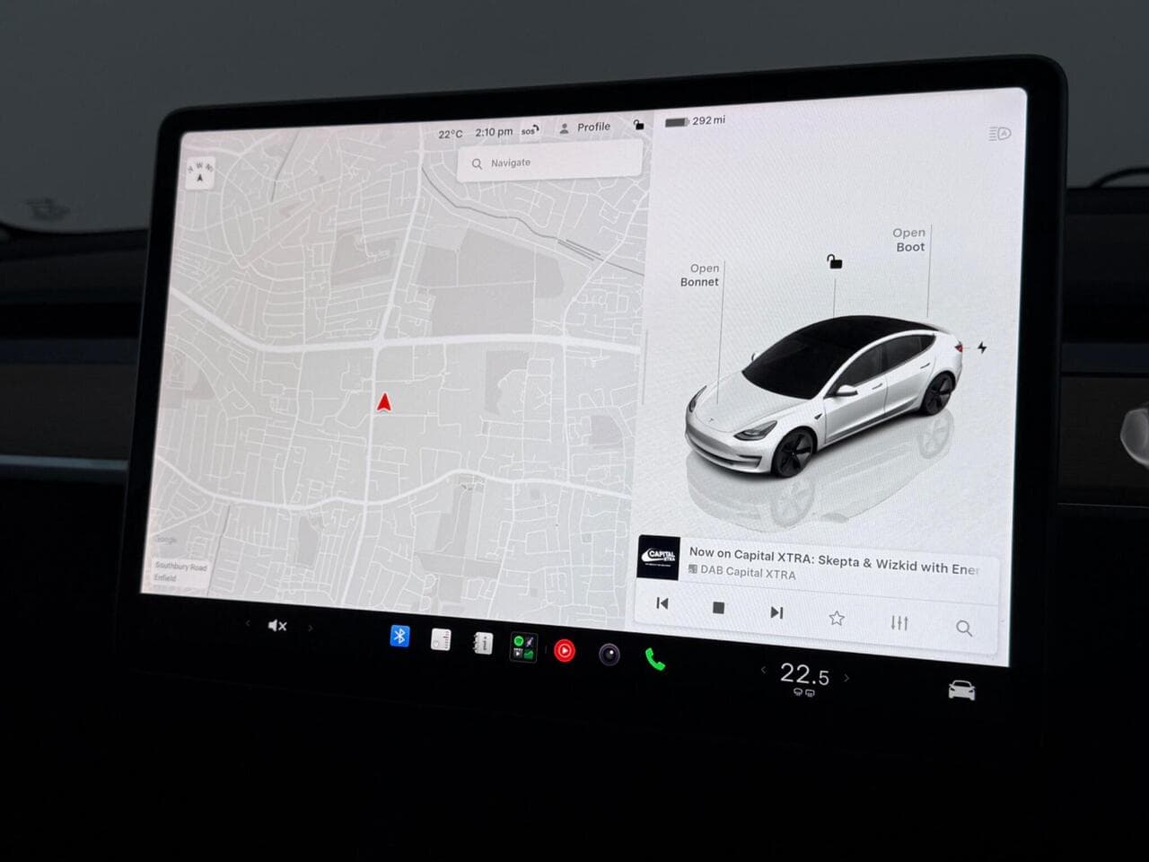 Tesla Model 3 thumbnail Infotainment System